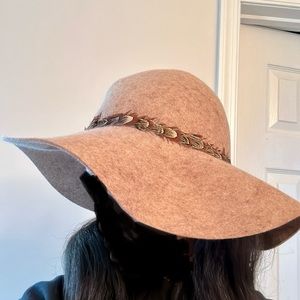 Wool dress hat